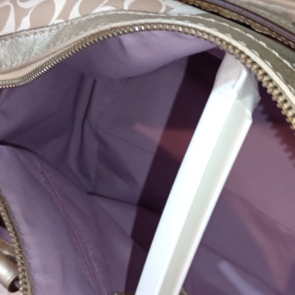 Coach Chelsea heritage stripe bag. - Picture 9 of 11